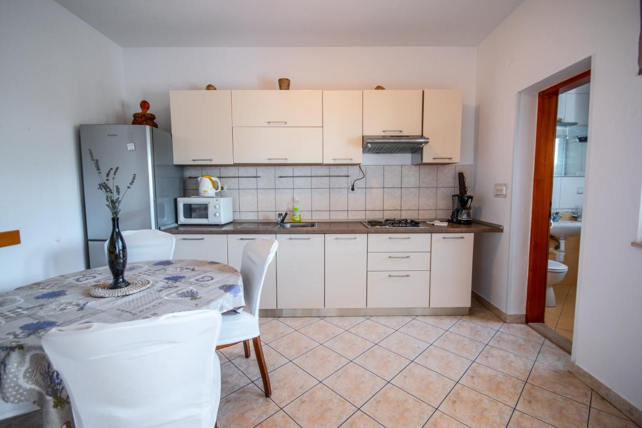 Apartment Franic Подстрана Екстер'єр фото