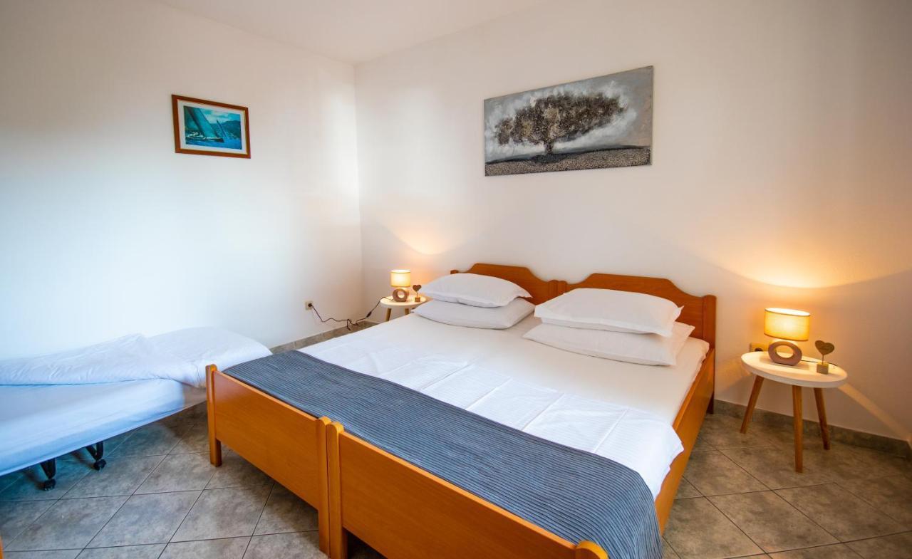 Apartment Franic Подстрана Екстер'єр фото